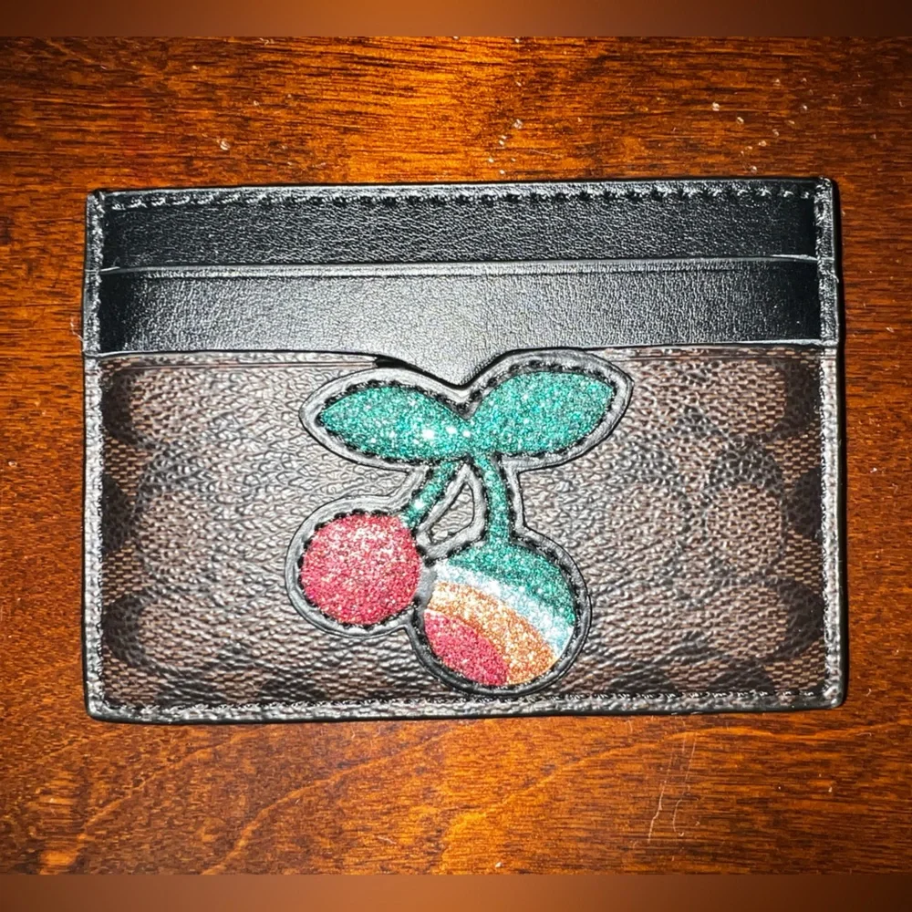 Coach ID holder - Picture 1 of 3